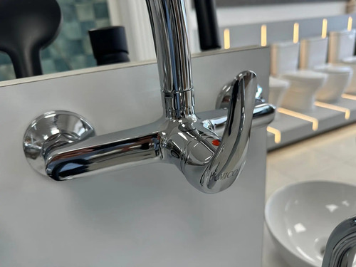 804204-MLU94784100922_102025