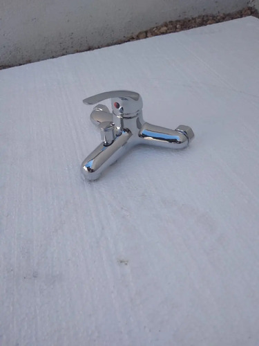 773380-MLU32632177823_102019