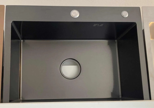 713263-MLU71086142944_082023